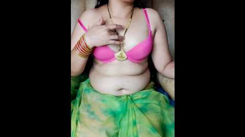 hot_traditional_housewife
