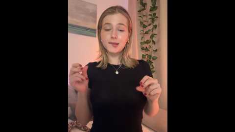 lunarase @ stripchat on 20241008