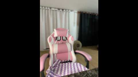 miajones21 @ stripchat on 20241008