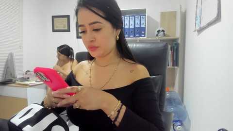 sara_fun @ stripchat on 20241008