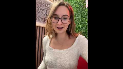 the_snowwhitee @ stripchat on 20241008