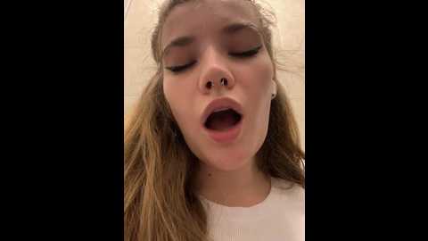 holy_tereza @ stripchat on 20241009