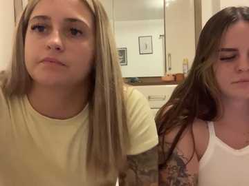 sexyyduoxx @ stripchat on 20241009