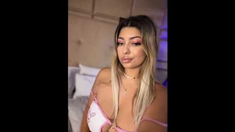 yaramoon_ @ stripchat on 20241009
