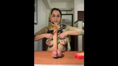 persianqueen18 @ stripchat on 20241010