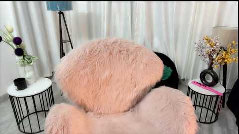 unique_beauty @ stripchat on 20241010