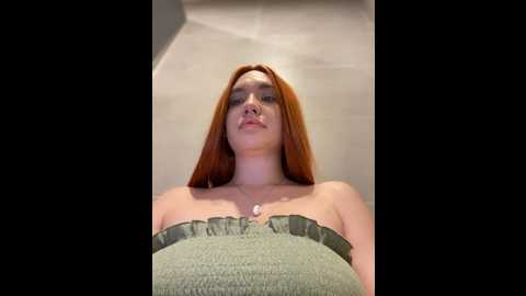 holly_molli @ stripchat on 20241011