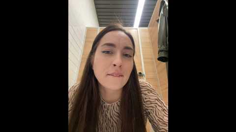 holly_play @ stripchat on 20241011