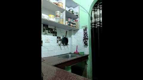 1r_sexy @ stripchat on 20241012