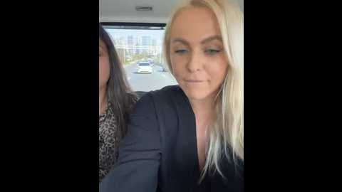 aesthetic_v @ stripchat on 20241012