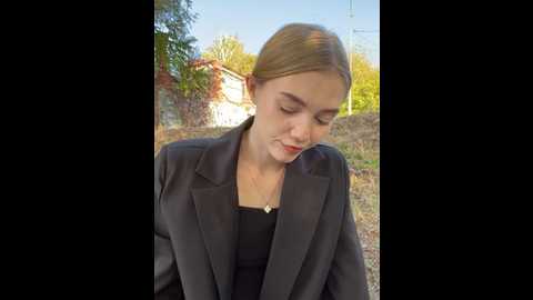 aniemiller @ stripchat on 20241012