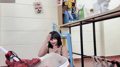 lyly_office @ stripchat on 20241012