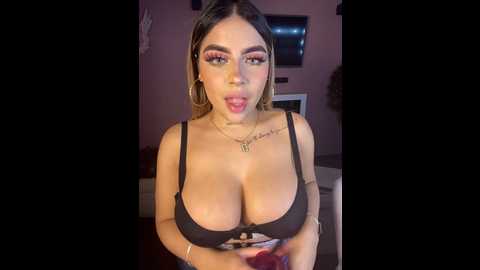 miawhitepink_ @ stripchat on 20241012
