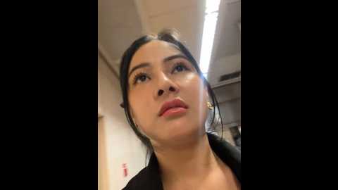 missvogue_010 @ stripchat on 20241012