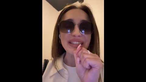 molly_muer @ stripchat on 20241012