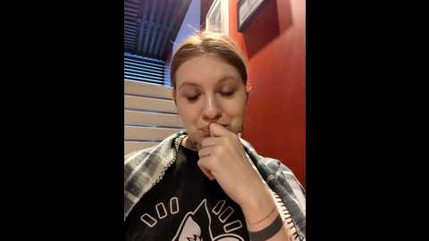 morphine_666 @ stripchat on 20241012