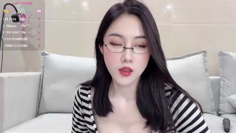 ruoling_19 @ stripchat on 20241012
