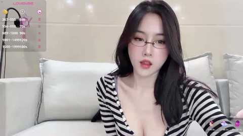 ruoling_19 @ stripchat on 20241012