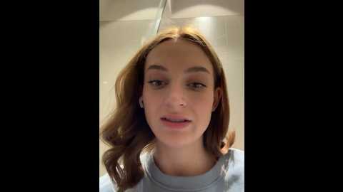 _angelari_ @ stripchat on 20241013