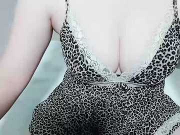 emale293 @ stripchat on 20241013