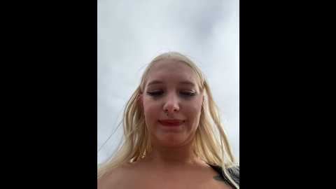 milkyy_wway @ stripchat on 20241013