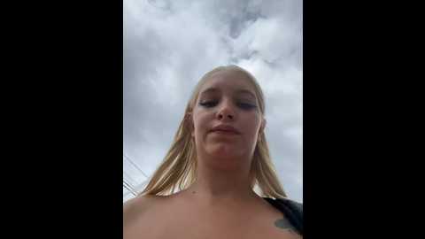 milkyy_wway @ stripchat on 20241013
