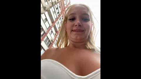 milkyy_wway @ stripchat on 20241013