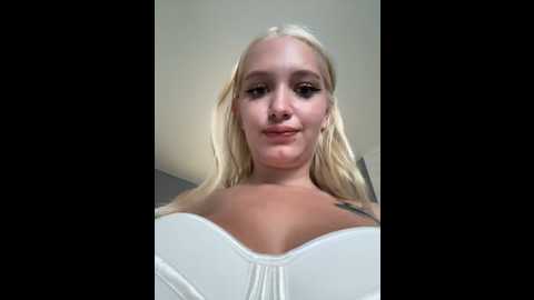 milkyy_wway @ stripchat on 20241013