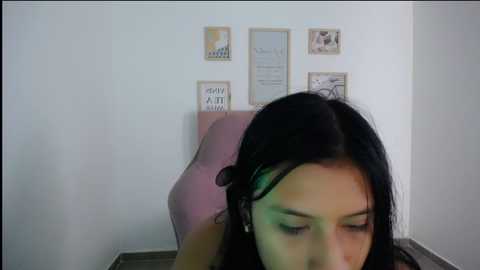 _18_laura @ stripchat on 20241014