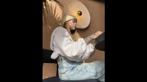 aniemiller @ stripchat on 20241014