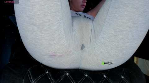 cameltoe_squirt_inpants @ stripchat on 20241014