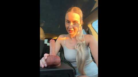 cutieemy @ stripchat on 20241014