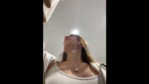 holly_molii @ stripchat on 20241014