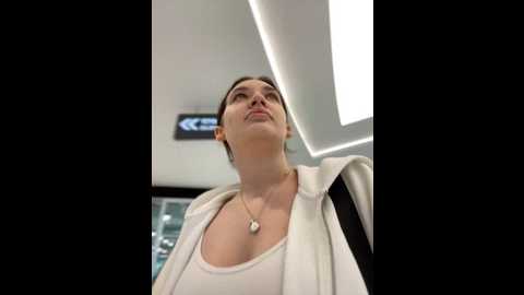 holly_molii @ stripchat on 20241014