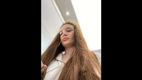 holly_molii @ stripchat on 20241014