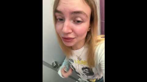 miss_elfie @ stripchat on 20241014