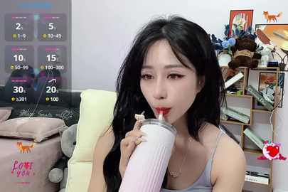_llisa_ @ stripchat on 20241015