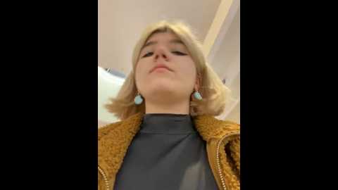 baby__naughty @ stripchat on 20241015
