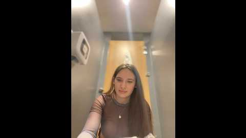 holly_molii @ stripchat on 20241015