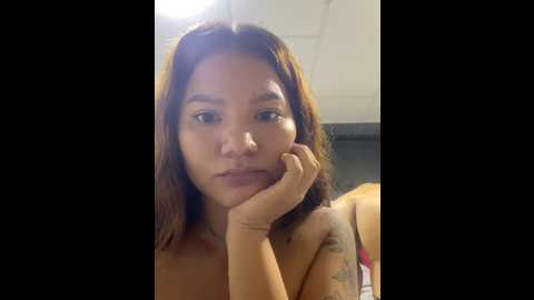 hot_rose83 @ stripchat on 20241015