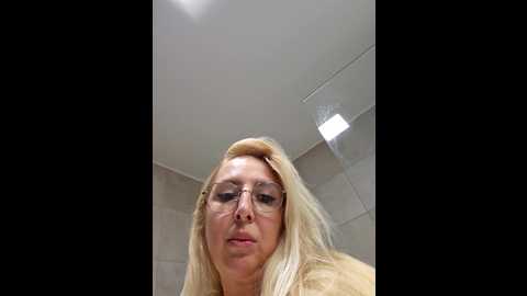 mariarichi_ @ stripchat on 20241015