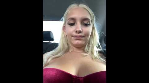 milkyy_wway @ stripchat on 20241015
