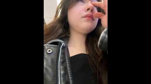 peachy_dream @ stripchat on 20241015