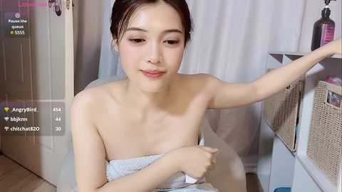 regina0807 @ stripchat on 20241015