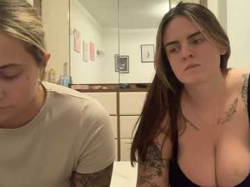 sexyyduoxx @ stripchat on 20241015