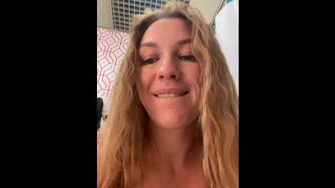 sweet___emily @ stripchat on 20241015