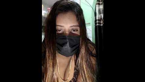 1r_sexy @ stripchat on 20241016