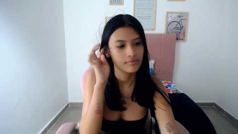 _18_laura @ stripchat on 20241016