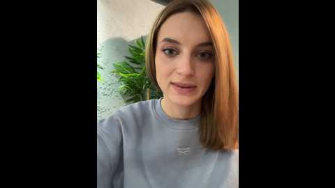 _angelari_ @ stripchat on 20241016