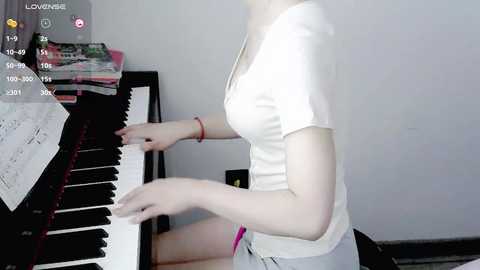 angel_hka @ stripchat on 20241016